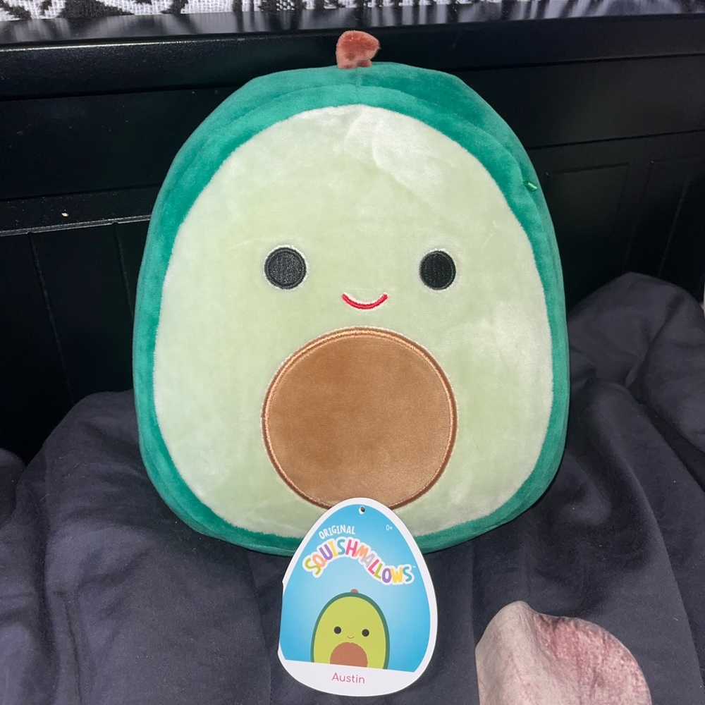 BNWT Avocado Austin Squishmallow